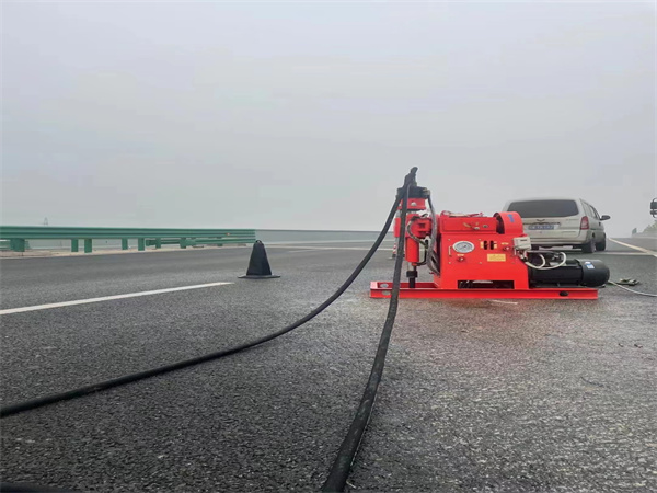 电白马路路基路面开裂下沉注浆加固灌浆